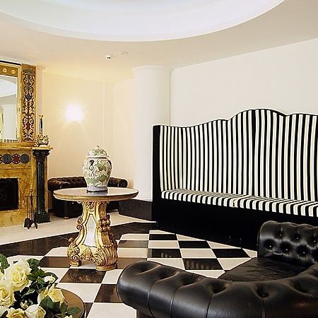 M Glamour Hotel Gabicce Mare Pokoj fotografie